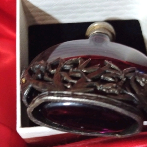 Iridescent Pewter Filagree Snuff Bottle - Picture 4 of 9